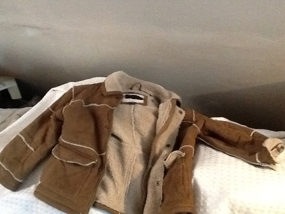 Picture 1 of 3