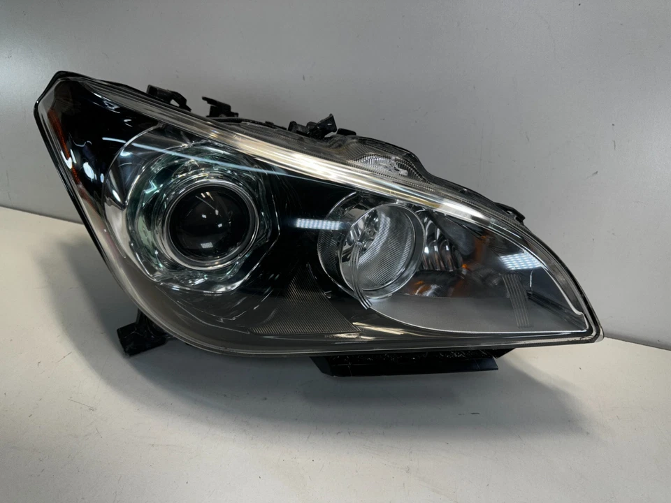 OEM 2011 2012 2013 INFINITI M56 M37 FARO DERECHO DERECHO PASAJERO XENÓN 11-13 Foto 2 de 4