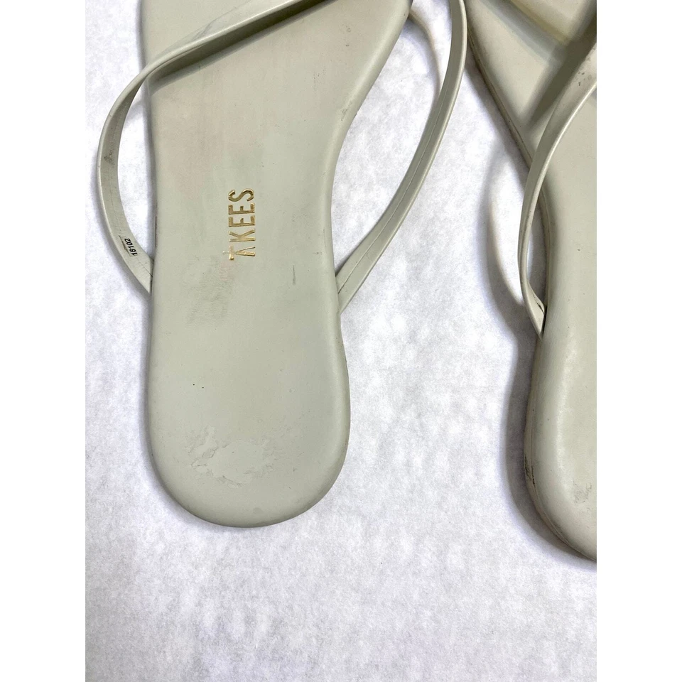 TKEES Women's Riley Vegan Sandal in Matte Grey Size 8 - Image 4 of 4