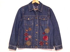 Denim Co button embroidered floral denim jean jacket / size S-M / great / b42
