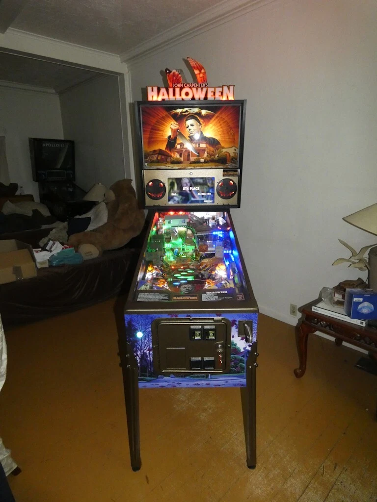 John Carpenters Halloween Spooky Pinball Collectors Edition - New in Box