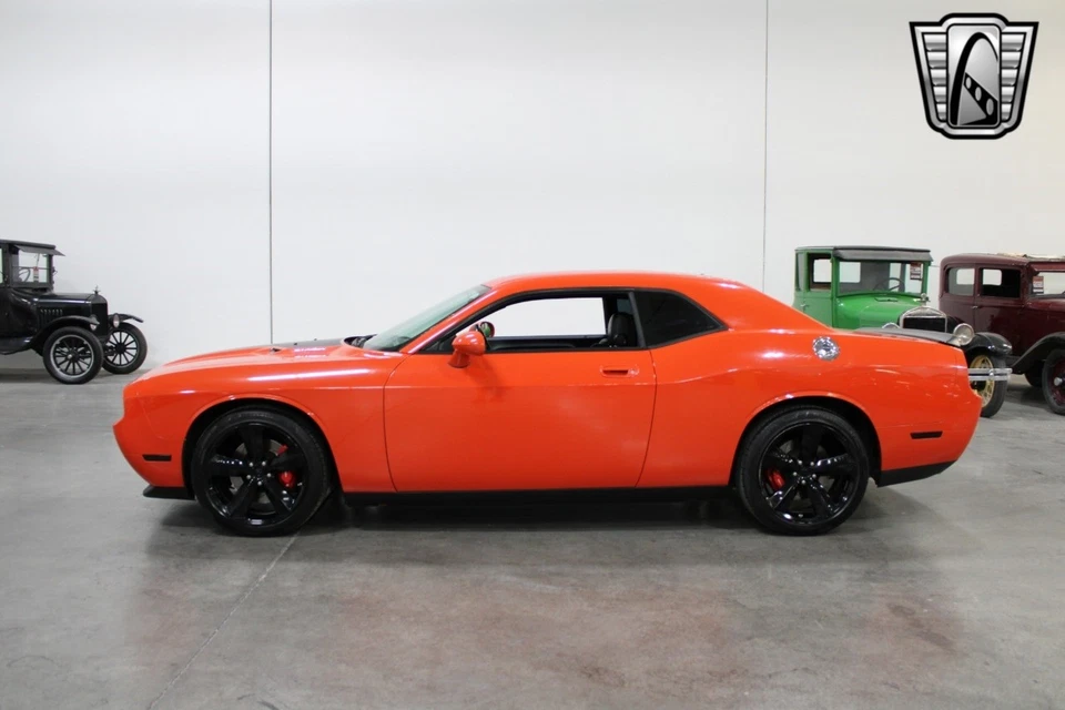 2009 Dodge Challenger SRT 8 - Image 4 of 4