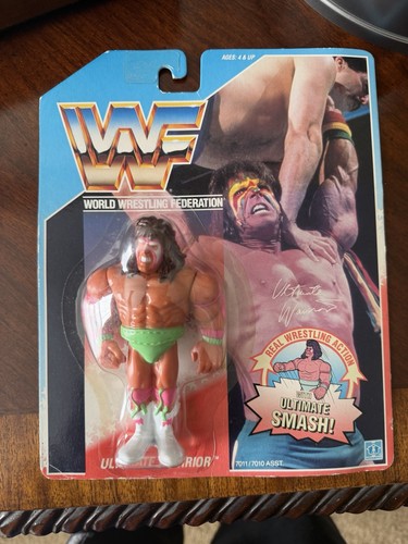 Wwf Hasbro Ultimate Warrior series 1 Moc Sealed...