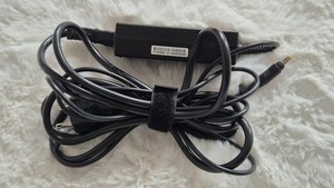 Original Netzteil HP 586992 001 ⭐ Ladegerät Laptop ⭐ 19V 3.42A ⭐ NEUWERTIG