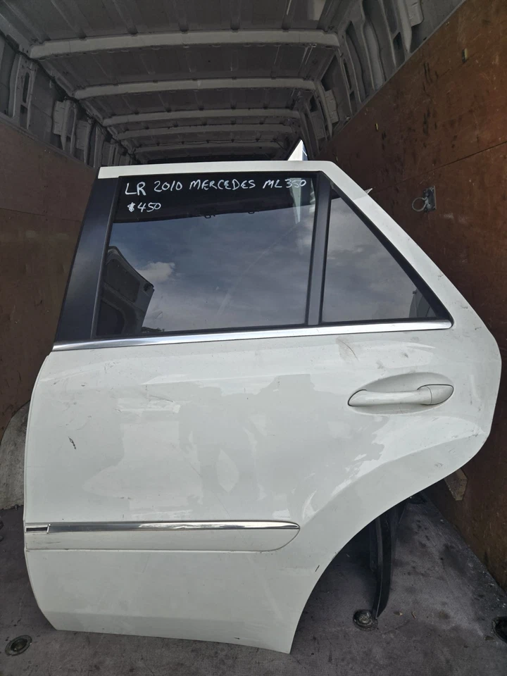 Mercedes-Benz ML350 2010 puertas delanteras y traseras izquierda OEM - blanco - juego completo Foto 2 de 2