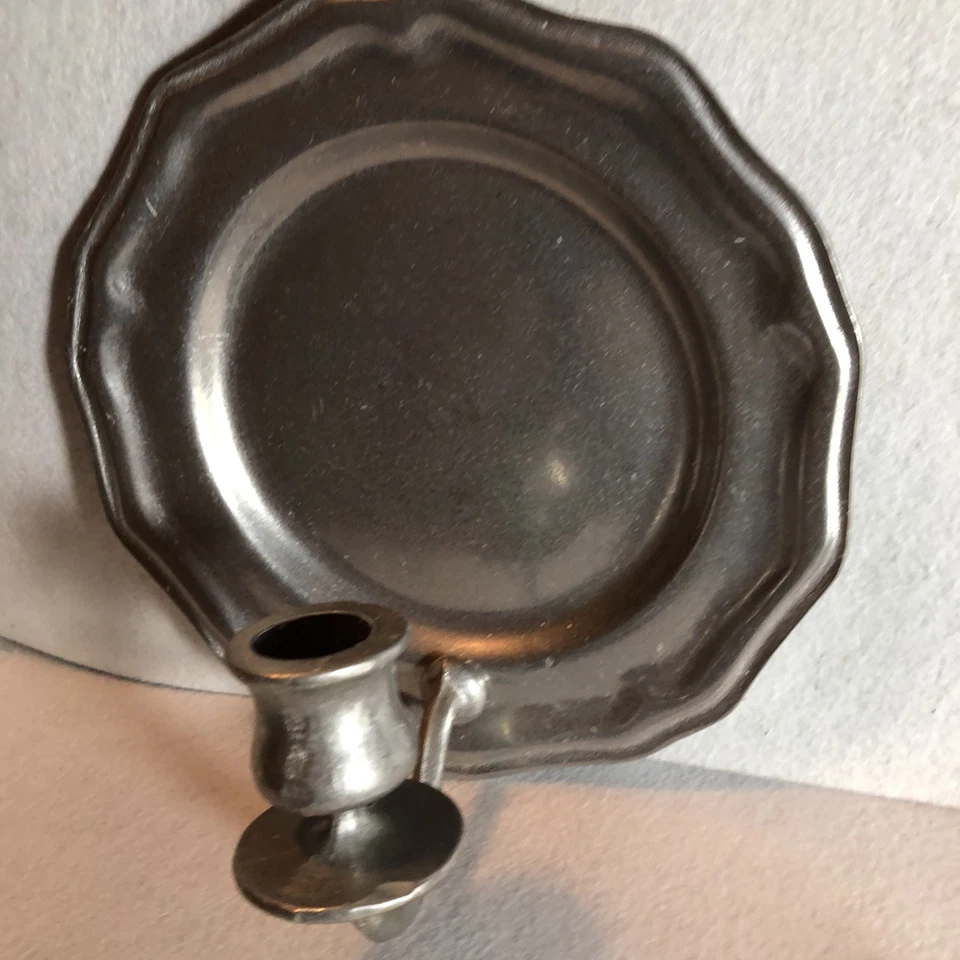 Colonial Williamsburg Style Primitive Pewter Candle Wall Scone Reflector - Image 4 of 4