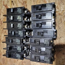 ITE Siemens 1 Pole 20 Amp 120/240V BQ Bolt On Circuit Breaker BQ1B020 Lot of 2