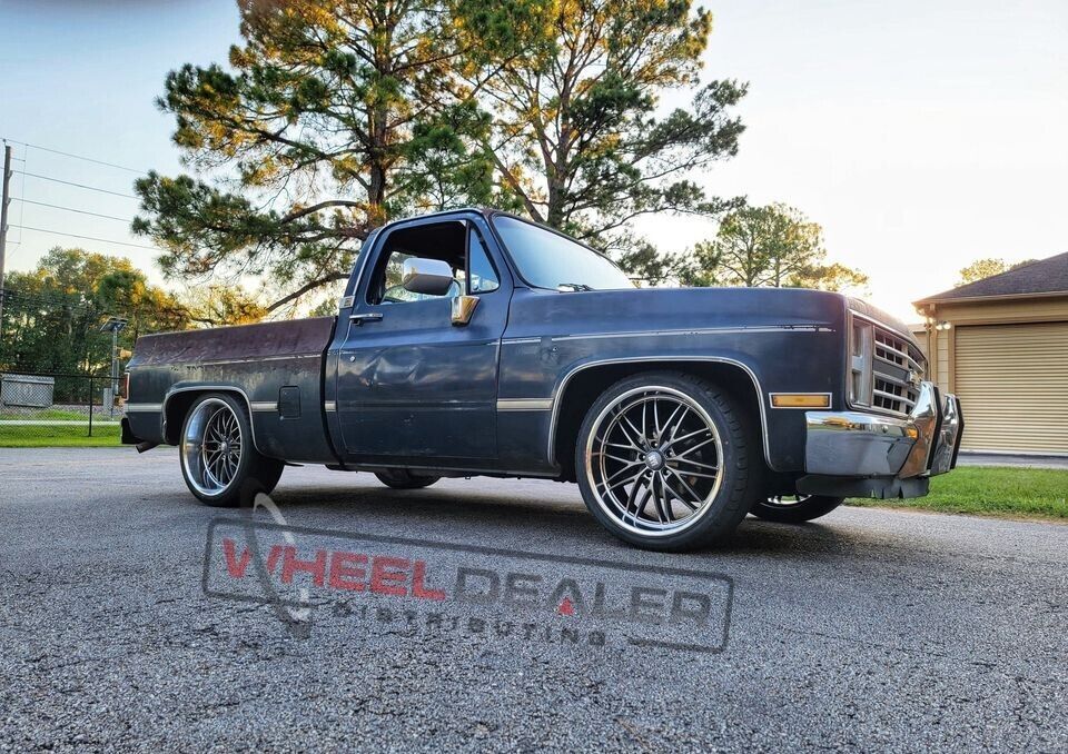 22x9 22x10.5 US MAGS SANTA CRUZ U139 WHEELS RIMS C10 SQUAREBODY OBS CHEVY GMC 22x9 22x10.5 US MAGS SANTA CRUZ U139 WHEELS RIMS C10 SQUAREBODY OBS CHEVY GMC