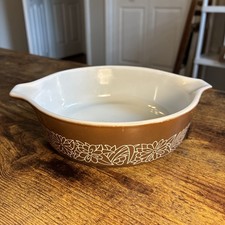 Pyrex 471-B Woodland Brown Casserole Bowl Vin...