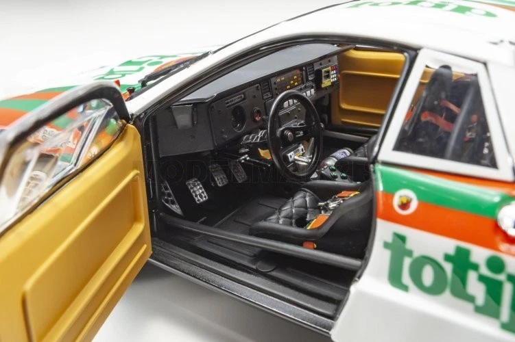 KYOSHO KY08306G LANCIA 037 TOTIP N 3 RALLY ISOLA D'ELBA 1985 D.CERRATO - G.CERRI - Immagine 2 di 4