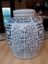 Chinese Large Porcelain Double Happiness Cobalt Blue & White Lidded Ginger Jar 