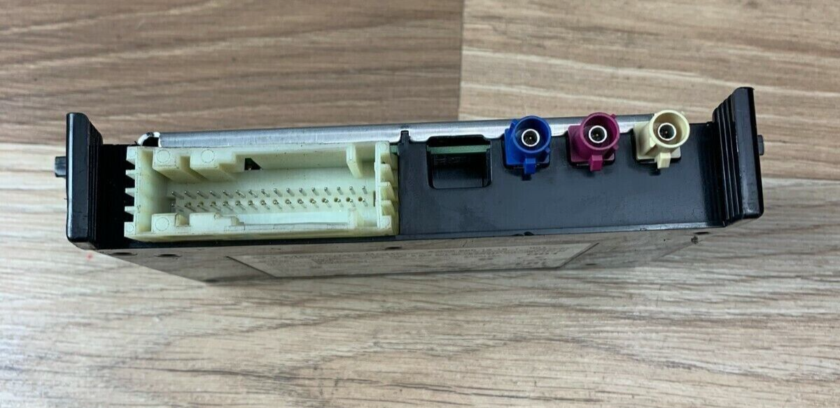 Mercedes-Benz Communications Module Hermes 1.5 Control Unit 