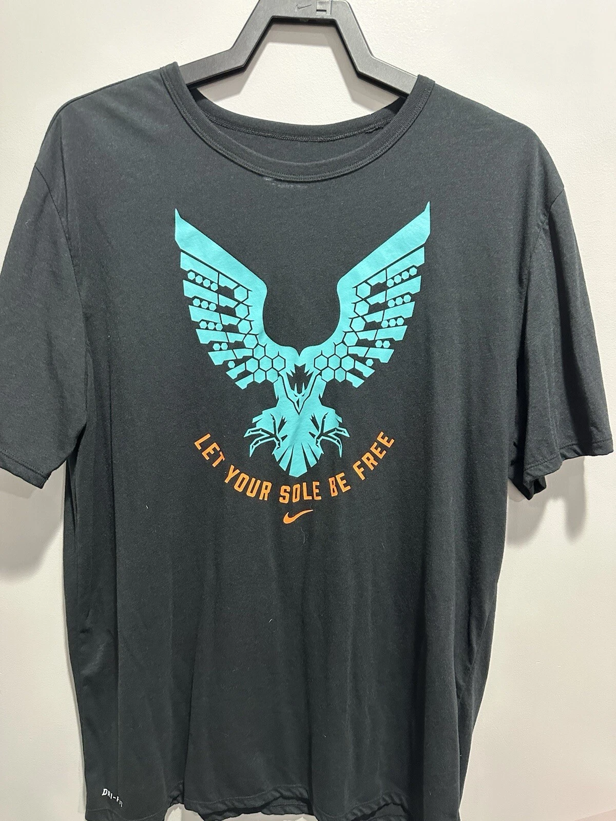 NIKE MEN'S DRI-FIT GRAPHIC RUNNING TEE 683060-010 Sz XL