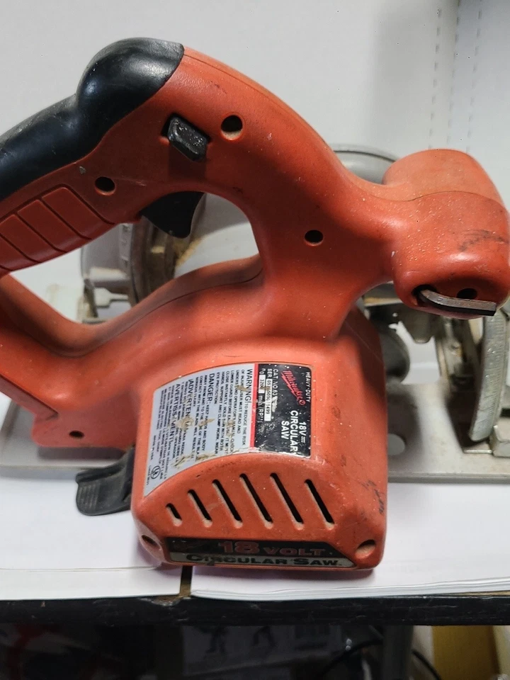 "Sierra circular Milwaukee 6310-20 de alta resistencia 18 V magnesio 6,5"" herramienta solo probada" Foto 2 de 3