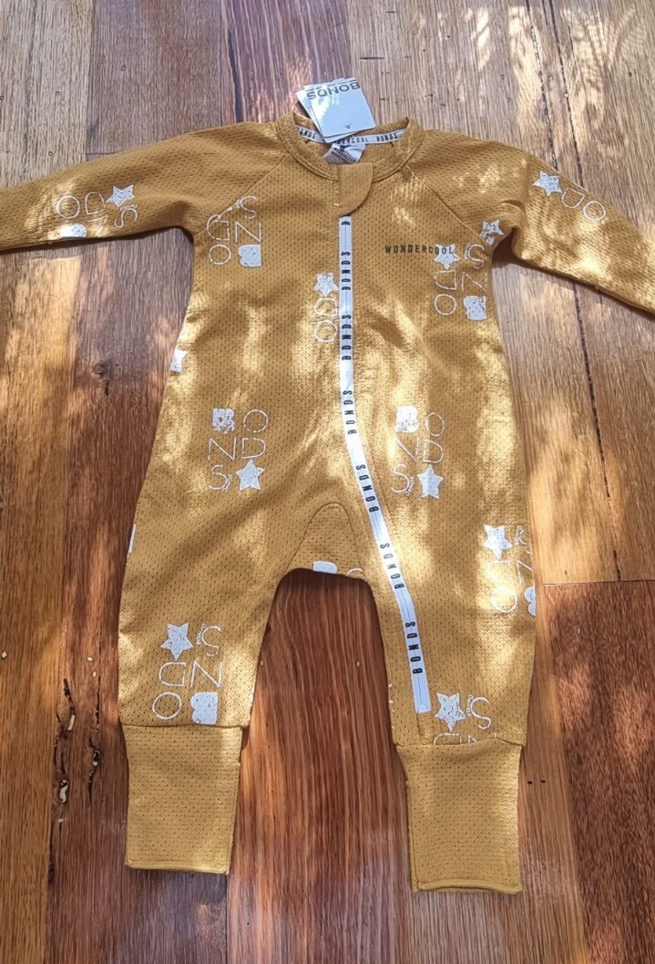 Bonds Baby/Zippy Wondercool Pineapple Daze/ Suit- Size 000/0-3