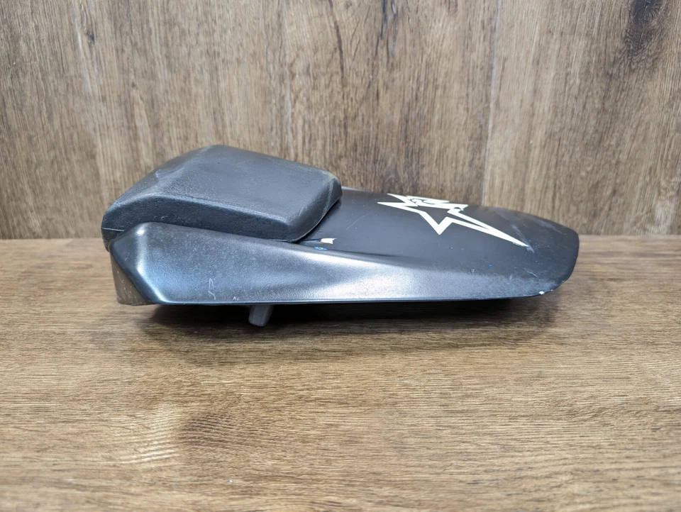 Carenagem capô capa assento traseiro Yamaha YZF R1 2007-2008 preta - Imagem 3 de 4