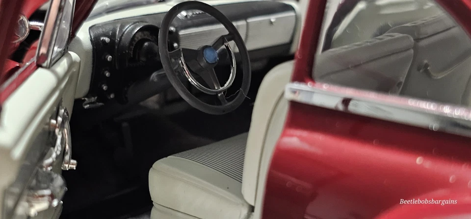 RC2 American Muscle Authentics 1950 Oldsmobile 1:18 Diecast Car - Image 4 of 4