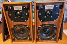 KEESONIC 31126 VINTAGE BOOKSHELF SPEAKERS