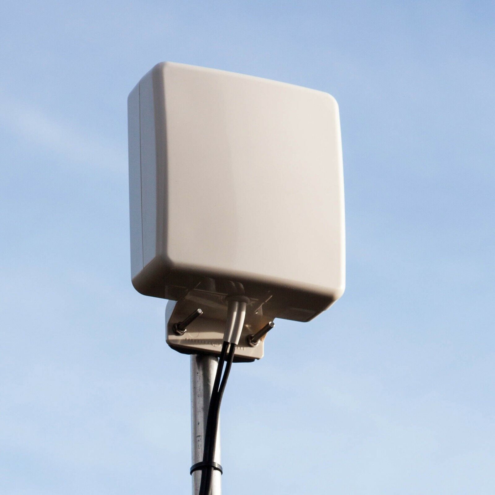 High Gain Directional 5G/4G/3G LTE Mobile Broadband Outdoor External Antenna