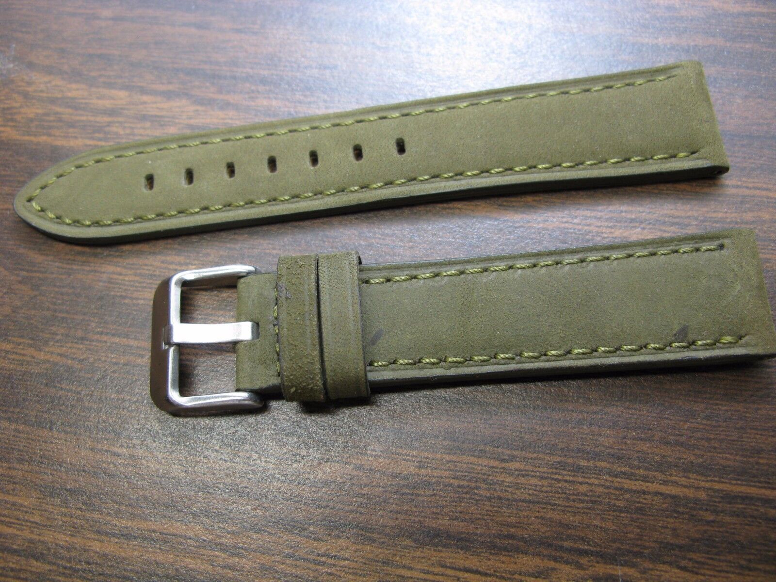 22mm Genuine Leather Regular Euro Quality Swede watch Green 定番 finish 値引 band