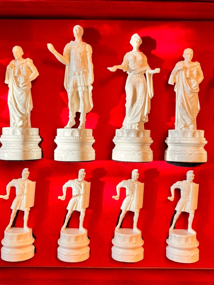 VTG Classic Games Collector Series Chess Set Ed 1 Ancient Rome 264 BC-14 AD 1963 - Image 4 of 4