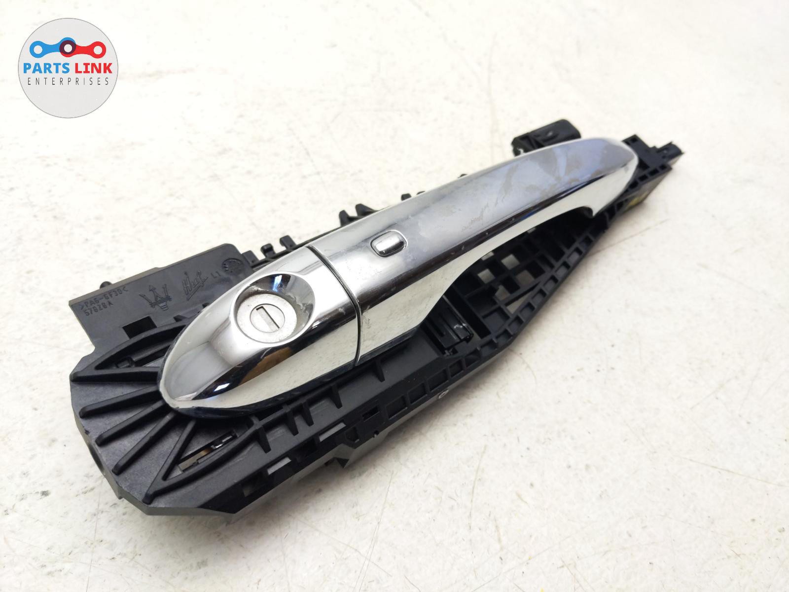 2017-2020 MASERATI LEVANTE FRONT LEFT DOOR HANDLE GRAB GRIP OPENER ASSEMBLY M161