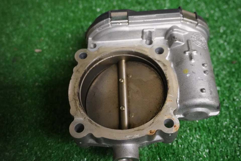 Chrysler 300 2014 3,6 carrocería del acelerador OEM05184349AC Foto 2 de 3