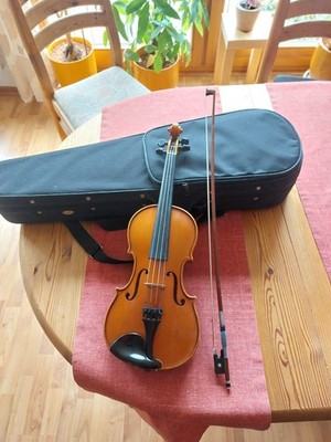 Gut erhaltene 7/8  Violine incl. Etui  und  Bogen zu verkaufen