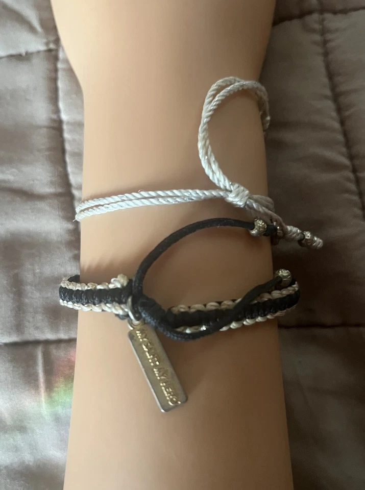 JUEGO DE 2 BRAZALETES ROSCADOS AJUSTABLES BENDICIÓN ALIENTO GRATITUD MI SANTO MI HÉROE Foto 2 de 4