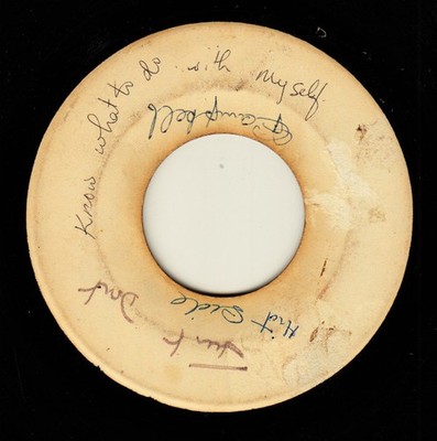 Pat Kelly - I Just Don't Know What To Do With Myself / What's He Got That I Ain'