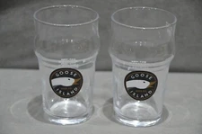 Pair Of (2) Goose Island Half Pint Beer Glass 10oz 2018 M18 Christmas Gift RARE