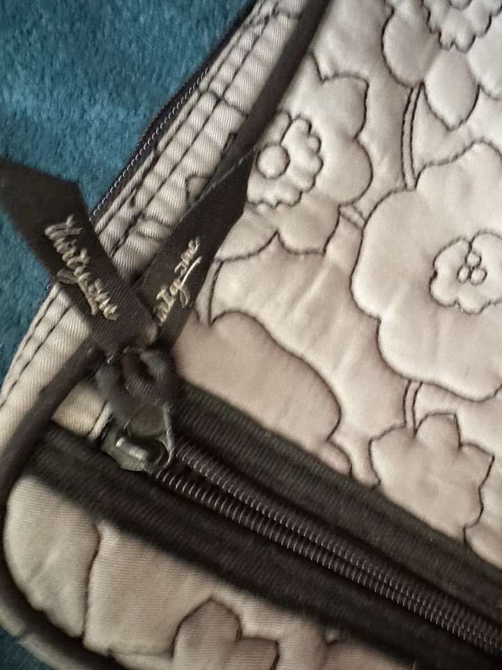 Vera Bradley Blue Bandana Pencils Retired, Cosmetics Electronics - Image 2 of 4