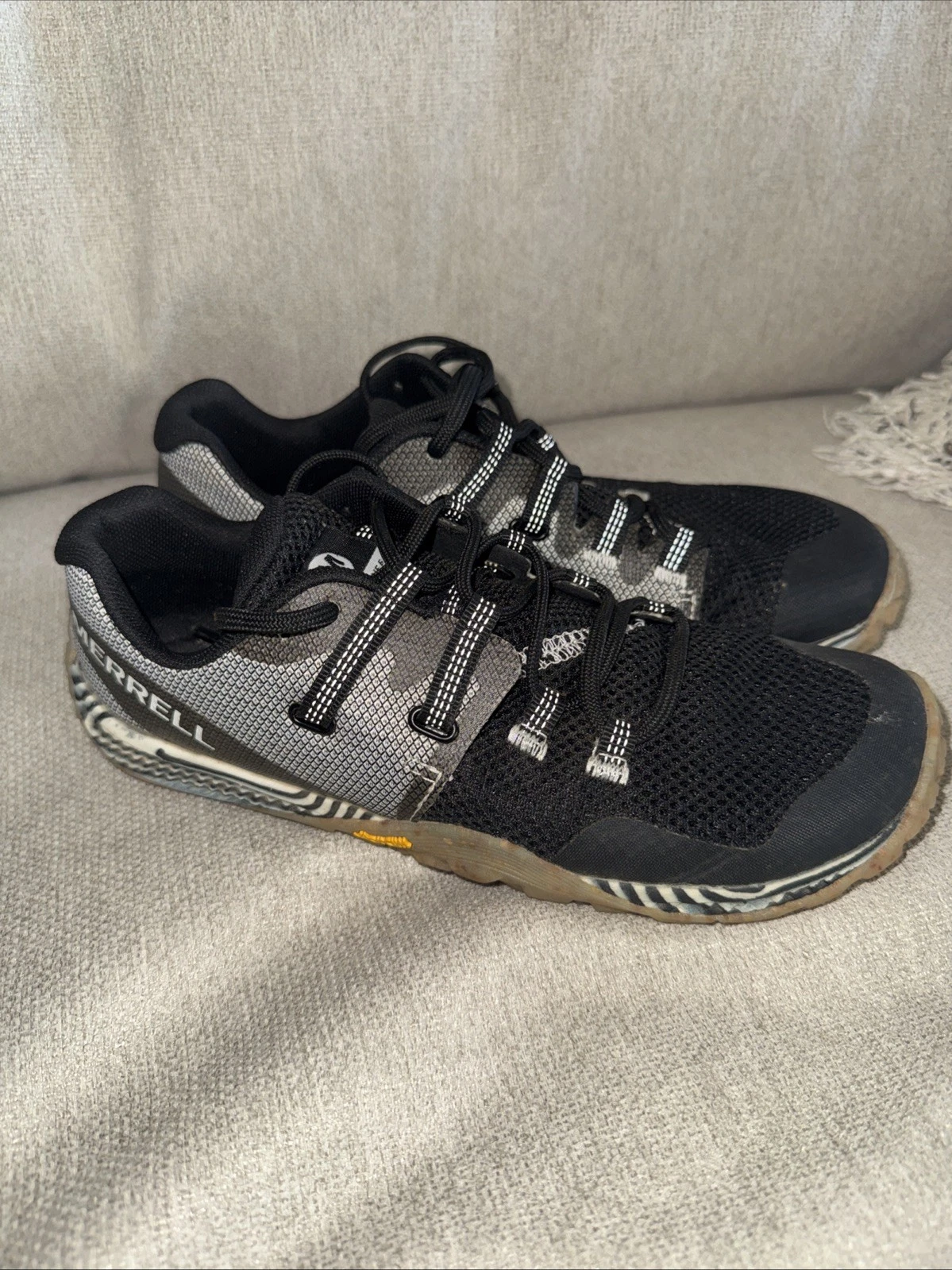 Merrell Women’s Size 6 Trail Glove 6 Solution Dye Shoe J067098
