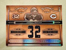2006 National Treasures CEDRIC BENSON Game Worn Jersey 01/32 SP BOOKEND BEARS