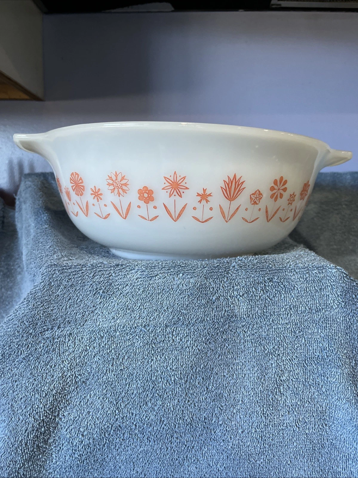 Vintage Glassbake J-2357 Large Mixing Bowl White Milk Glass With Orange Flowers