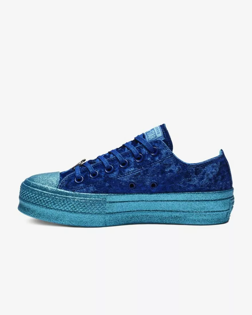 Converse x miley cyrus chuck taylor all star low top top velvet
