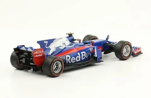 Toro Rosso STR12 2017 Carlos Sainz JR Rare Formula 1 F1 Diecast Car 1:43+Magzne - Image 3 of 3