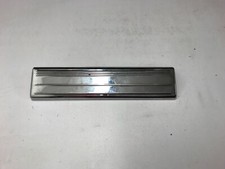 Mercedes-Benz S Klasse W220 TÜRSCHWELLERVERKLEIDUNG HINTEN CHROM TRITTBLECH 2206805835 Mercedes-Benz S Klasse W220 TÜRSCHWELLERVERKLEIDUNG HINTEN CHROM TRITTBLECH 2206805835