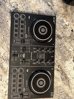 Pioneer DDJ-200 Smart DJ Controller