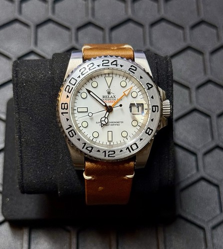 RELAX Mod Explorer II style GMT on Leather Strap Stainless Steel Men's Watch