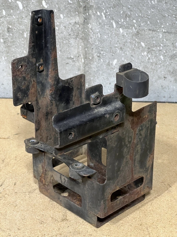 Kawasaki KZ1000 A1 A2 1977-1981 A3 A3A B MK2 Police LTD caja de batería soporte bandeja Foto 4 de 4