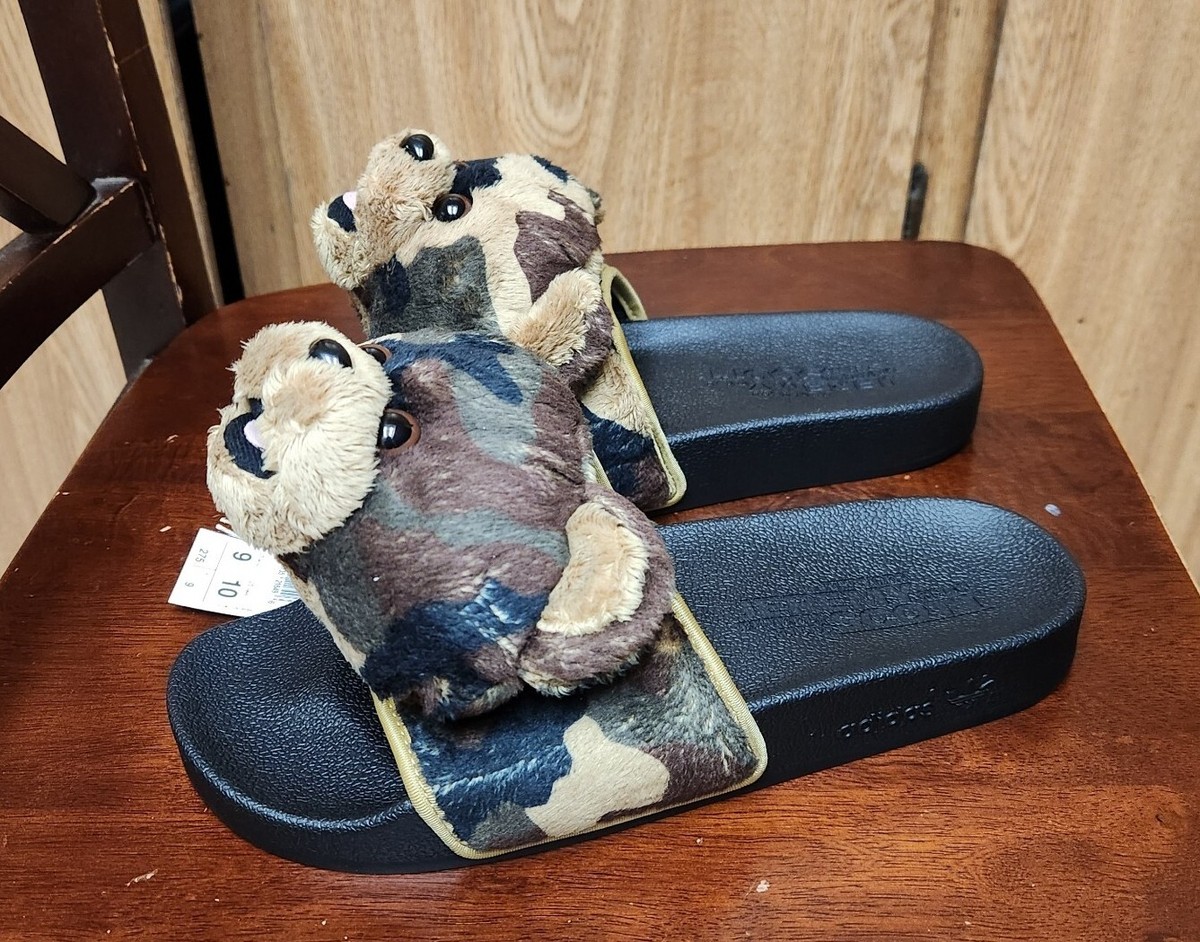 adidas JEREMYSCOTT JS ADILETTE TEDDY 新品 Jeremy Scott x adidas adilette Teddy Bear Info | Hypebeast
