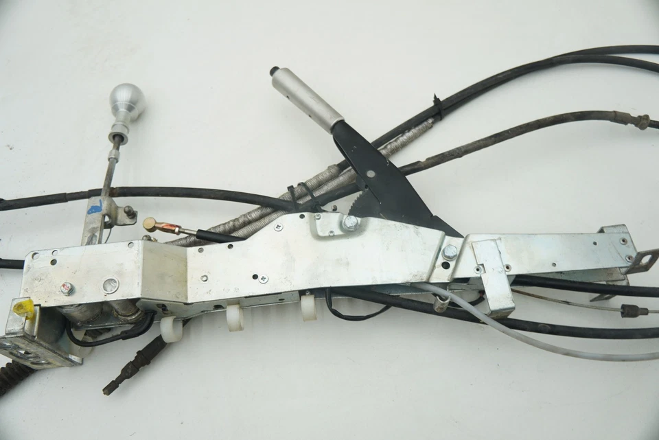 手动变速器变速器手刹杆电缆 D120F0001F Lotus Elise — 第 4/4 张图片