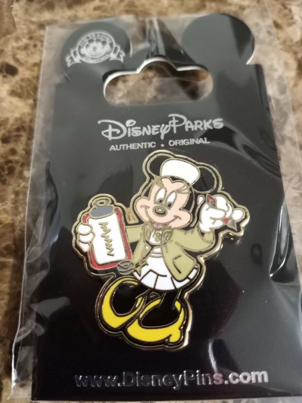 Disney Nurse Minnie Mouse with Stethoscope & Clipboard Pin