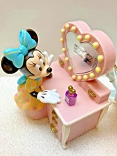 Japan Tokyo Disney Resort Limited Minnie Style studio Mini snack case park