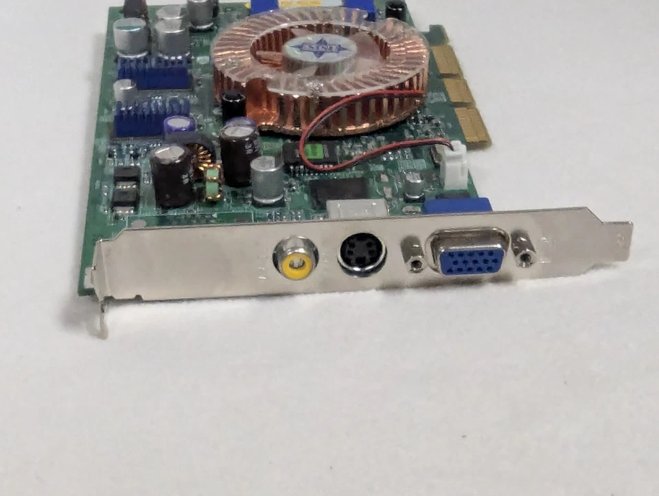 Nvidia GeForce4 4200 64MB AGP Video Graphics Card 180-10085-0000-A03 8879-040 - Image 3 of 3