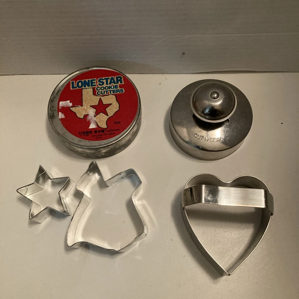 LOTE DE 3 2 CORTADORES DE GALLETAS ESTRELLA SOLITARIA Y DE FORMA REDONDA DE CORAZÓN RESISTENTE, 1 JUEGO EN CAJA Foto 2 de 4