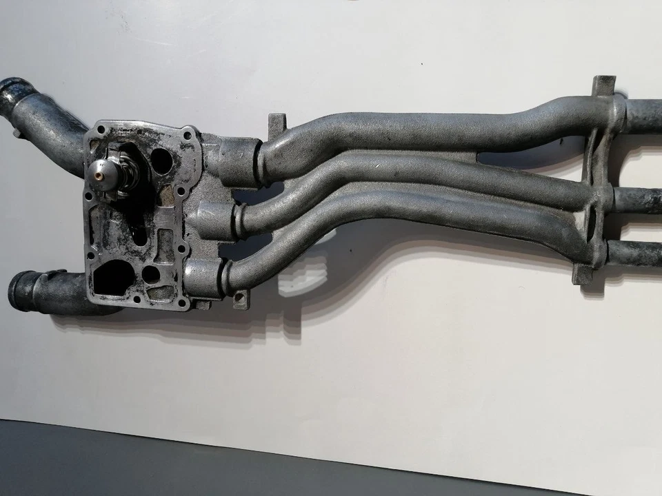 94810613004 THERMOSTAT HOUSING PORSCHE CAYENNE V8 2003-2006 PETROL ENGUINE 4.5 - Image 2 of 4