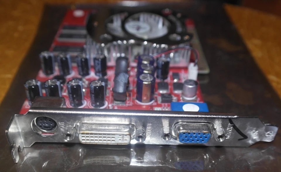 Video card Palit GeForce 6600 AGP 128MB VGA DVI S-Video - Image 4 of 4