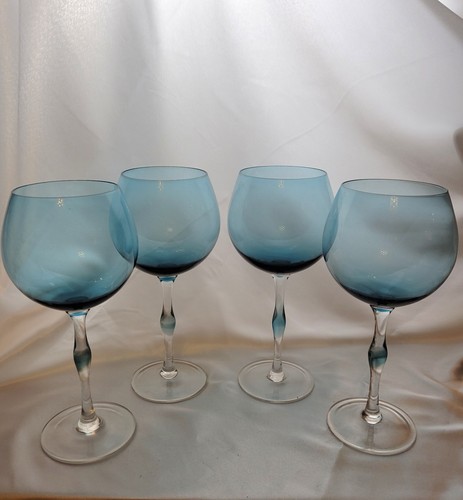 Bicchieri da vino vintage Pier 1 doppia immersione blu palloncino (4) soffiati a mano 9,5 H 3,25 W 21 oz - Foto 2 di 7